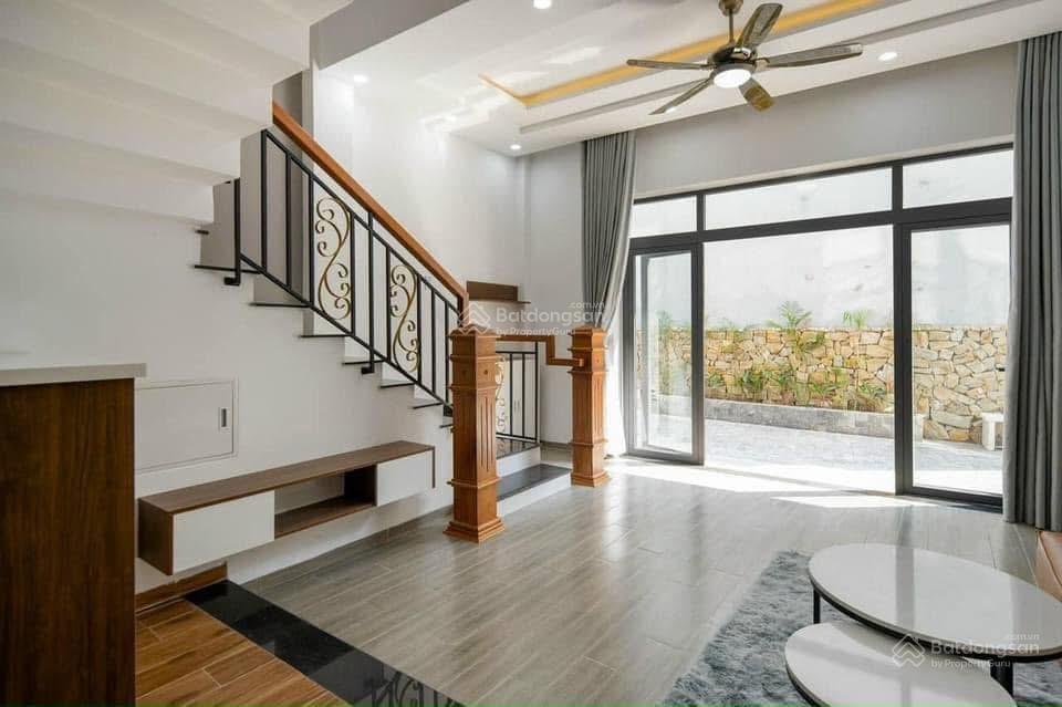 Bán nhà 4 tầng kiệt phan châu trinh, 50m2 đông nam với 4pn ngay trường đức trí