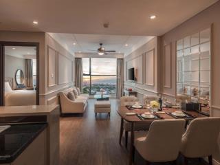 Bán căn hộ góc view biển altara suite danang , 80m2 2bed tầng cao full nội thất cao cấp