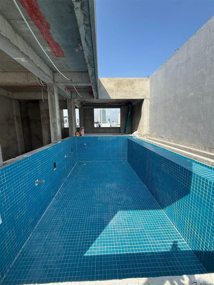 Bán nhà 4 tầng + hồ bơi mỹ khê 7, 70m2 4pn đầy đủ nội thất cách biển mỹ khê chỉ 500m