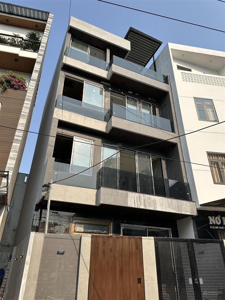 Bán nhà 4 tầng + hồ bơi mỹ khê 7, 70m2 4pn đầy đủ nội thất cách biển mỹ khê chỉ 500m