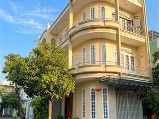 Bán nhà góc 2 mặt tiền bình hoà , khuê trung, cẩm lệ, 84m2 ngang 6,2m lộ giới 5m5 gần công viên