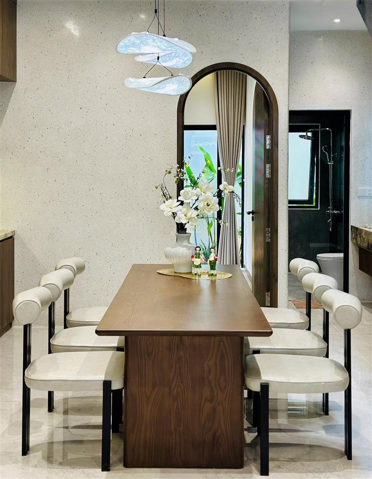 Bán nhà xây mới 100% nguyễn hiến lê, hoà xuân, 100m2 3 tầng tây bắc full nội thất đầy đủ