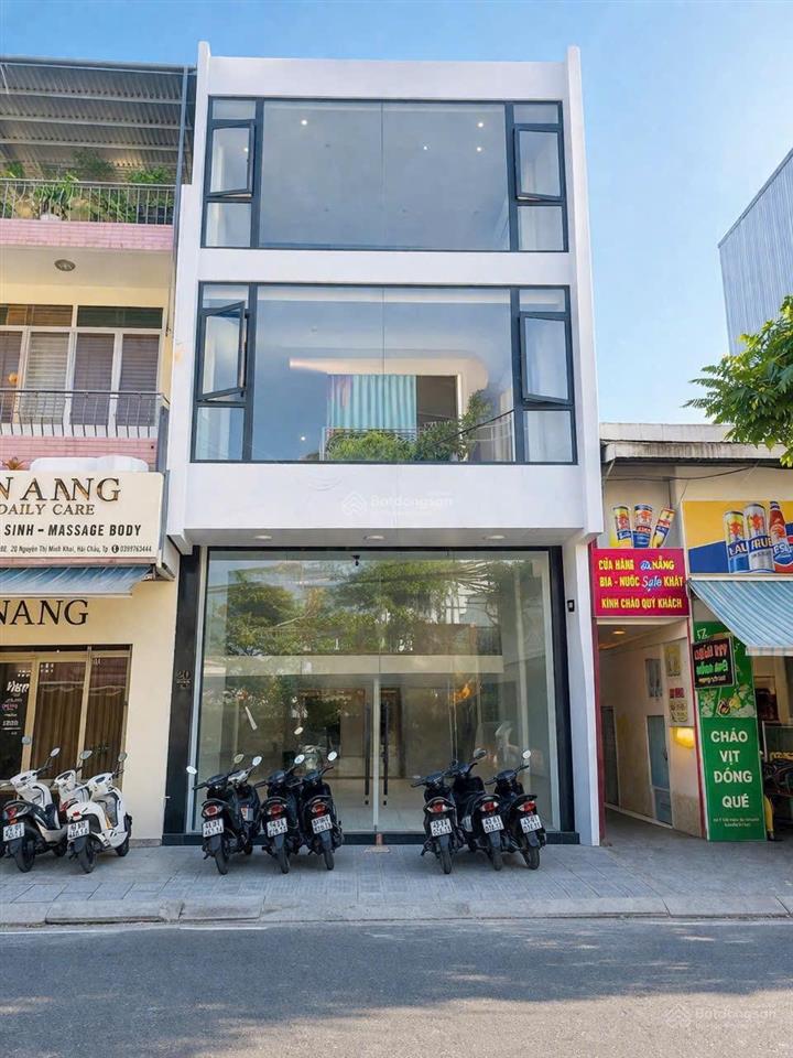 Bán nhà 3.5 tầng nguyễn thị minh khai, trục đường 10m5 ngay công an đà nẵng