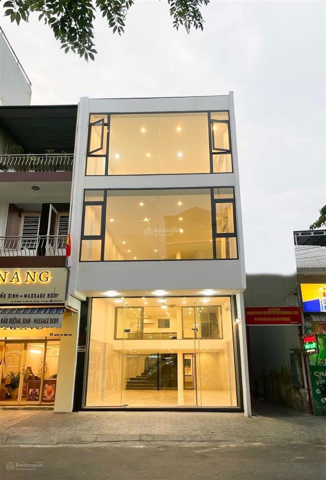 Bán nhà 3.5 tầng nguyễn thị minh khai, trục đường 10m5 ngay công an đà nẵng