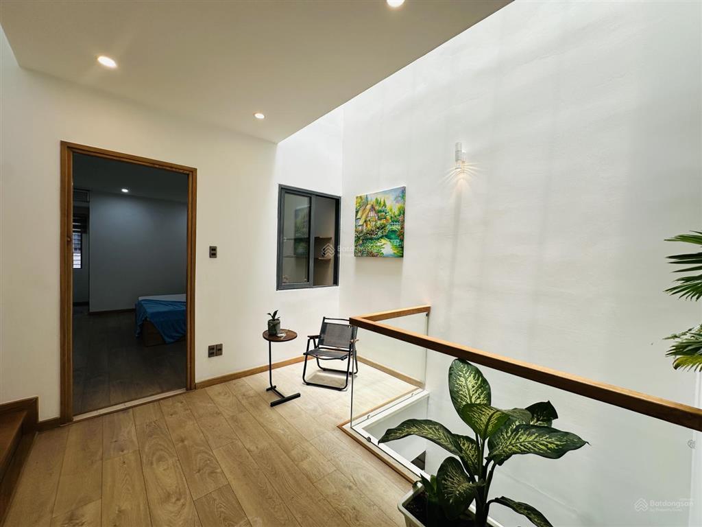 Bán nhà 3 tầng ngô thế vinh , hoà cường, 100m2 ngang 5m với 4pn 4pn nội thất đầy đủ