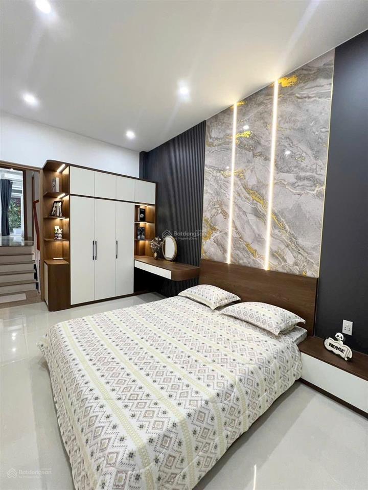 Bán nhà 3 tầng kiệt lý tự trong thông đống đa, 54m2 , 3pn 3wc đầy đủ nội thất