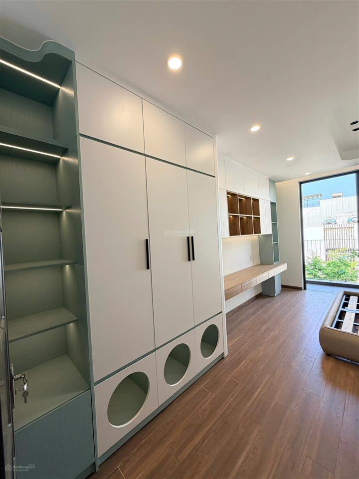 Bán nhà 4 tầng hoàng xuân nhị  hòa cường, 70m² trục 7m5 rộng rãi, gần sông hàn, 4pn cho thuê 50tr