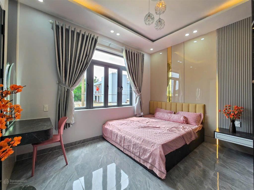 Bán nhà 3 tầng góc 2 mặt tiền đường 5m5 điện biên phủ, cách biển chỉ 5 phút