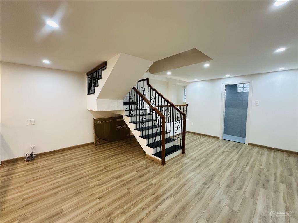 Bán nhà 3 tầng + lửng kiệt hoàng diệu, 59m2 với 3pn 4wc hướng chính bắc trung tâm hải châu