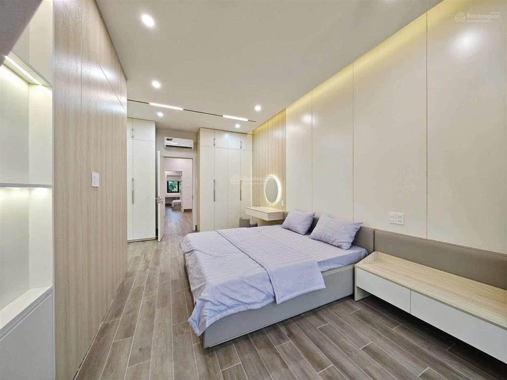 Bán nhà 3 tầng thanh lương 15  hòa xuân đối diện công viên, hướng đông nam có 4pn 4wc