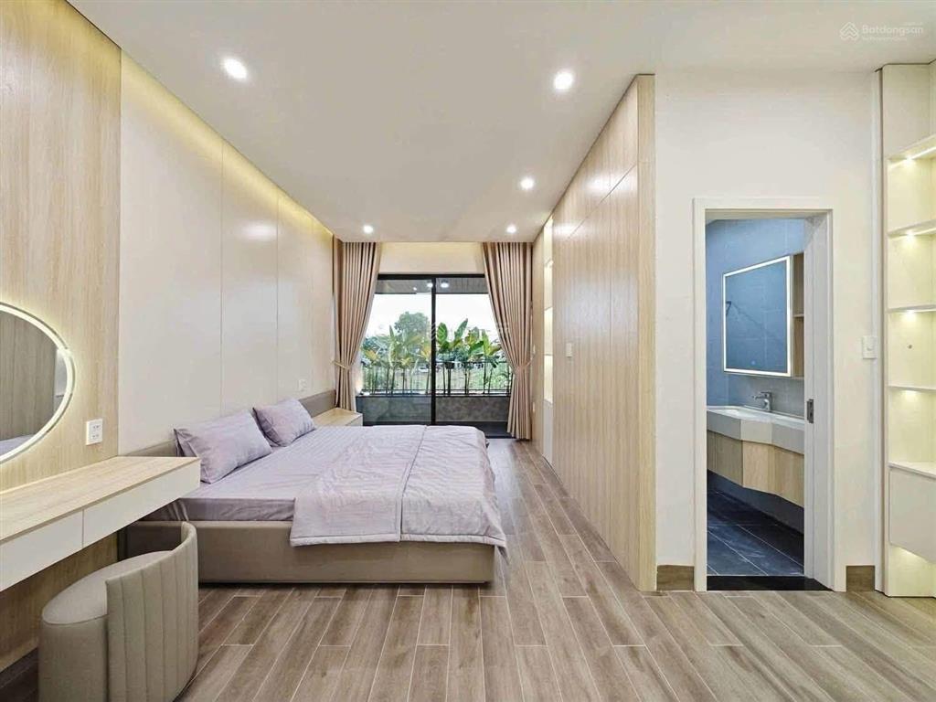 Bán nhà 3 tầng thanh lương 15  hòa xuân đối diện công viên, hướng đông nam có 4pn 4wc
