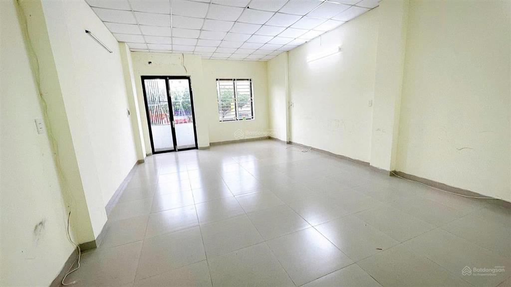 Bán nhà 3 tầng mt ngô quyền sát cầu rồng, cách sông hàn 500m cách biển mỹ khê 5 phút