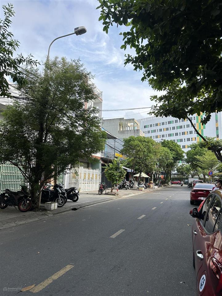 Bán nhà 2 tầng lý nhân tông  92m2 hướng đông nam mát mẻ cạnh bv vinmec