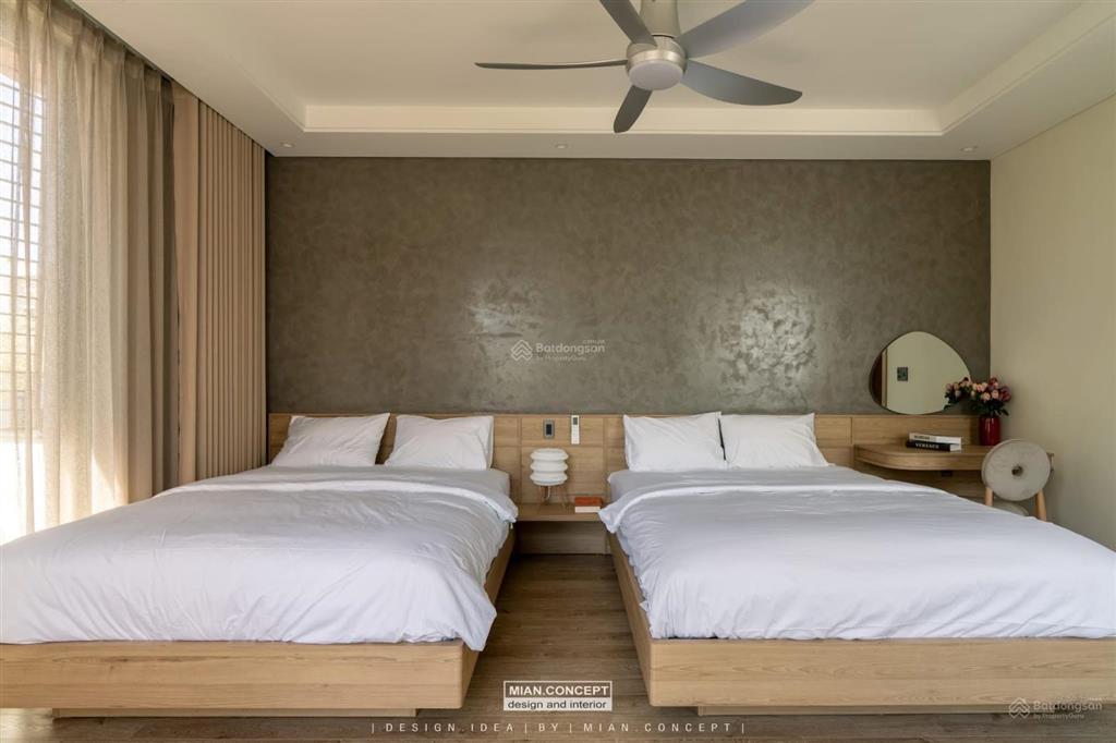 Bán nhà 3 tầng + hồ bơi kiệt ô tô võ nguyên giáp cách biển mỹ khê 200m, đối diện furama resort