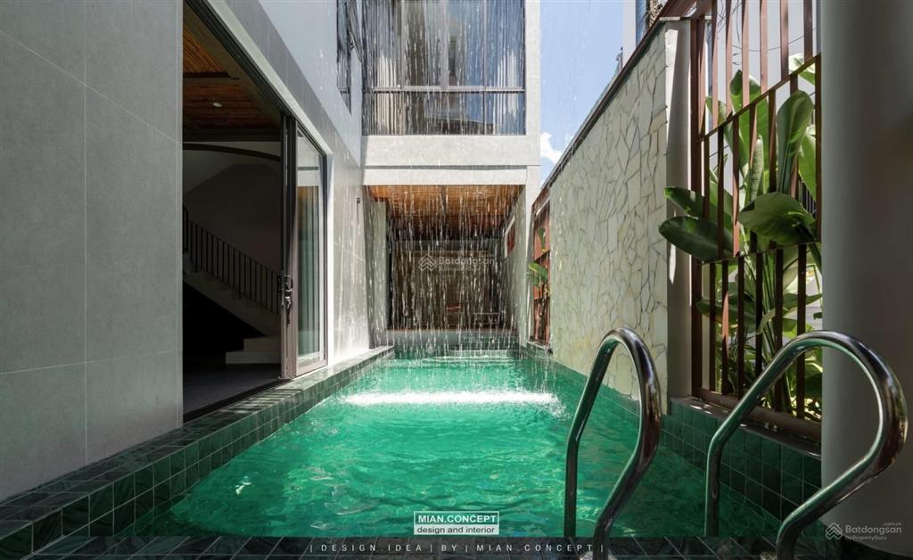 Bán nhà 3 tầng + hồ bơi kiệt ô tô võ nguyên giáp cách biển mỹ khê 200m, đối diện furama resort