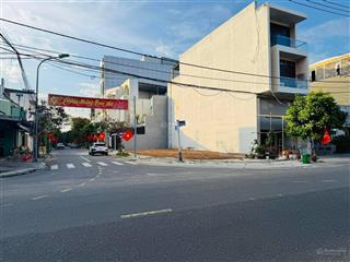 Bán lô góc 2 mặt tiền phùng hưng  phú xuân 2, 155m2 ngang 8m trục 10m5 rộng rãi cách biển 1km