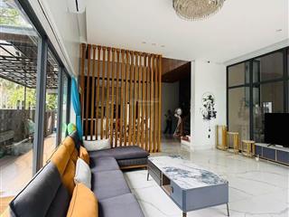 Cho thuê villa 3 tầng tại euro village 1  đại lộ hoa hồng, 250m2 4pn 5wc gần sông hàn