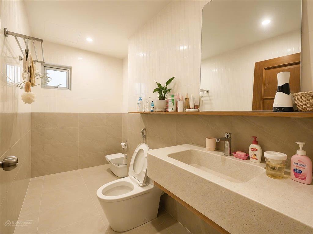 Bán căn góc 3 ngủ 117m2 tại chung cư hagl, tầng cao view hồ tuyệt đẹp