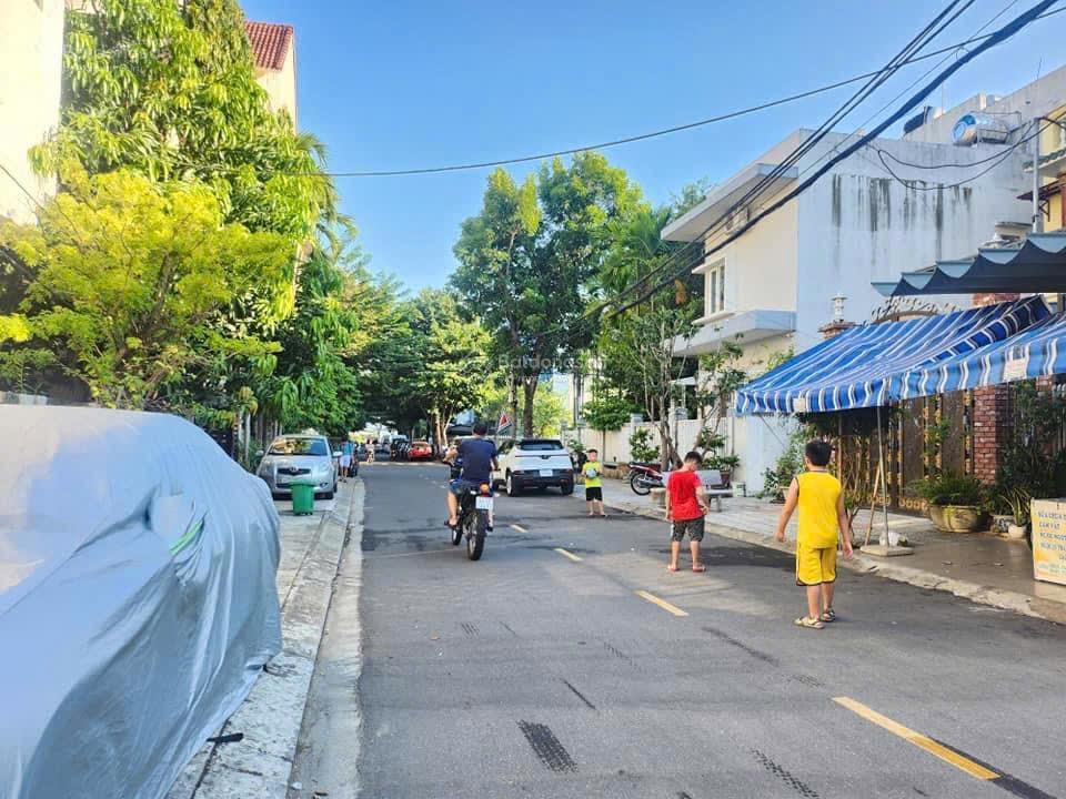 Bán nhà 2 tầng mt lưu trọng lư  hòa cường, 70m2, 3pn hướng tây bắc cách sông hàn vài trăm mét