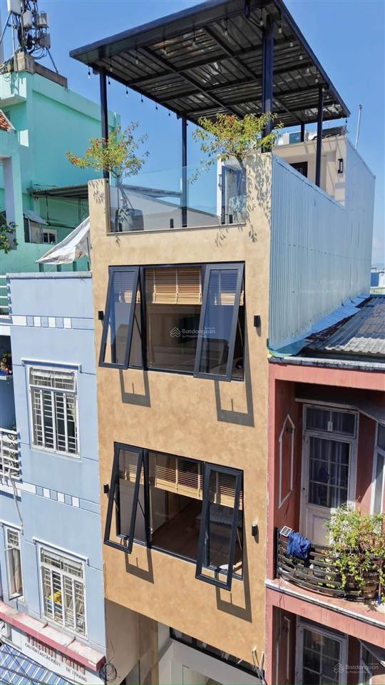 Bán nhà 4 tầng nguyễn hoàng sát ông ích khiêm, 2pn lớn, 3wc trục kinh doanh sầm uất