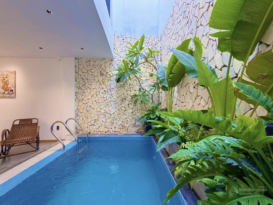 Bán nhà 3 tầng + hồ bơi kiệt núi thành  76,5m2 với 3pn 4wc gần phố đi bộ bạch đằng