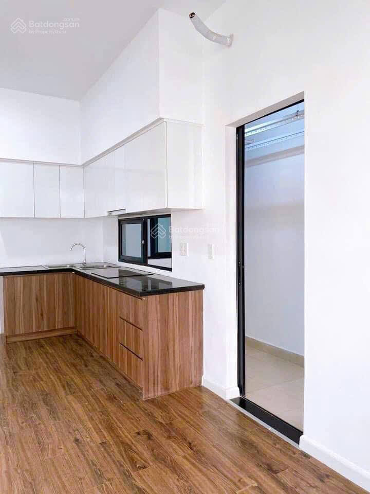 Bán căn hộ 72m2 2pn 2wc giá tốt 4.1 tỷ  view đường chính hướng tây, có nội thất