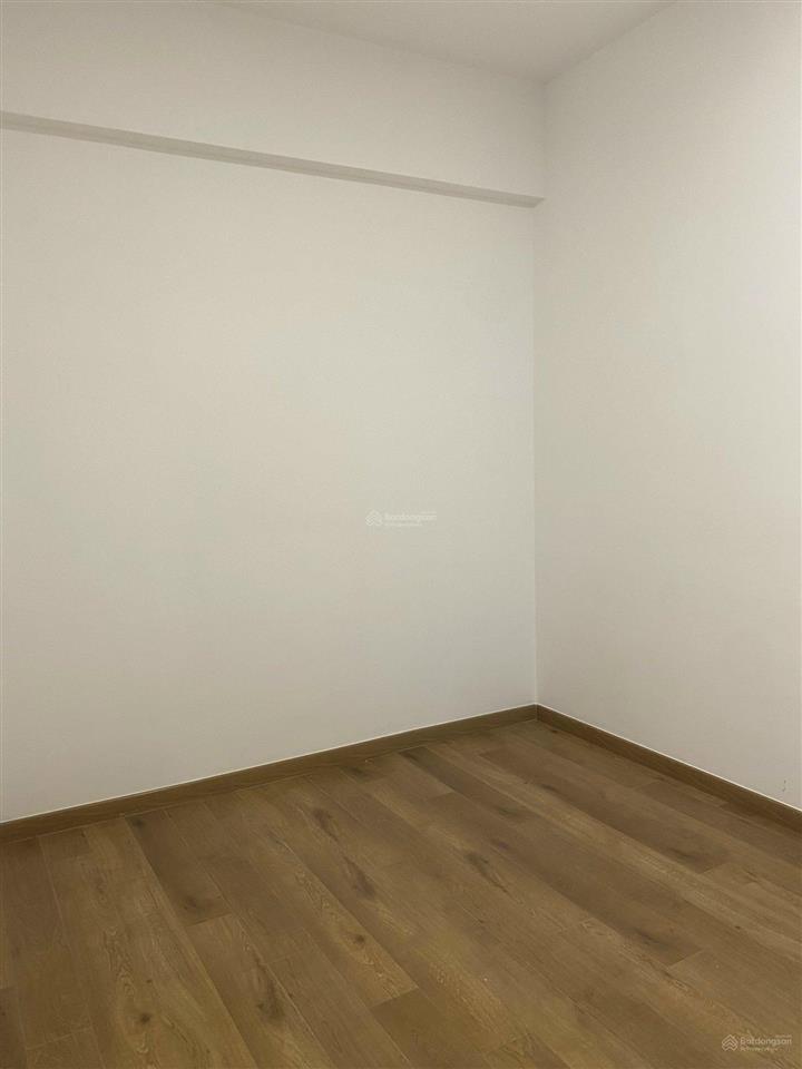 Bán căn hộ 58m2 tầng đẹp view đẹp, giá tốt 3.780 tỷ có nội thất