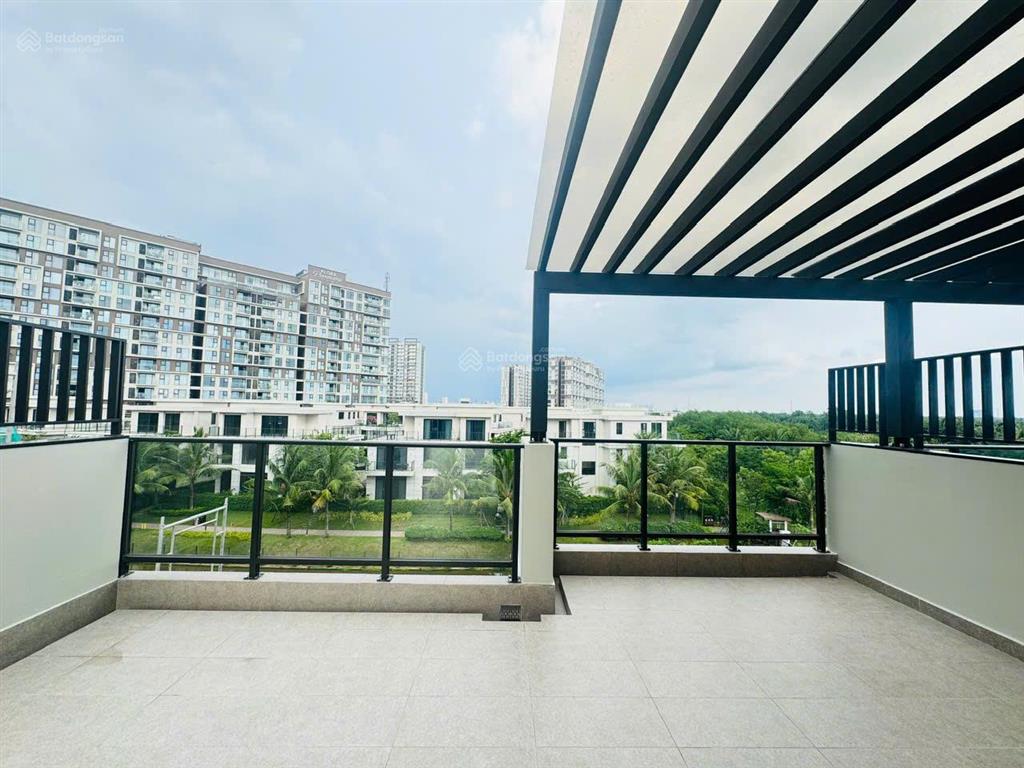 Nhà phố mizuki park view kênh giá gốc hàng cdt 18.8 tỷ