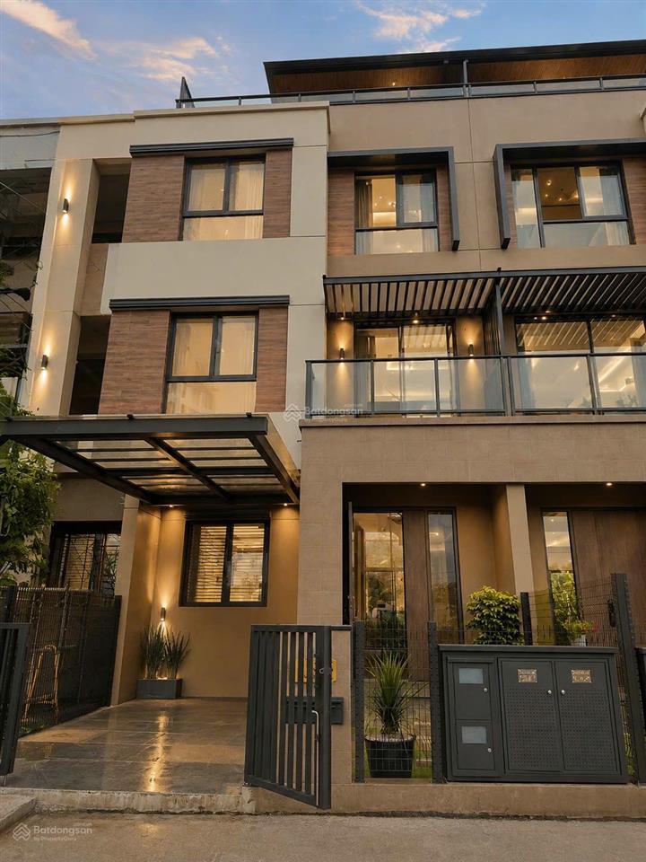 Nhà phố mizuki park view kênh giá gốc hàng cdt 18.8 tỷ