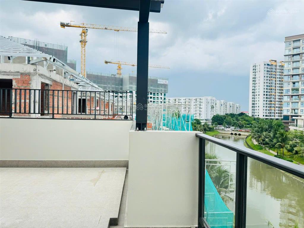 Nhà phố mizuki park view kênh giá gốc hàng cdt 18.8 tỷ