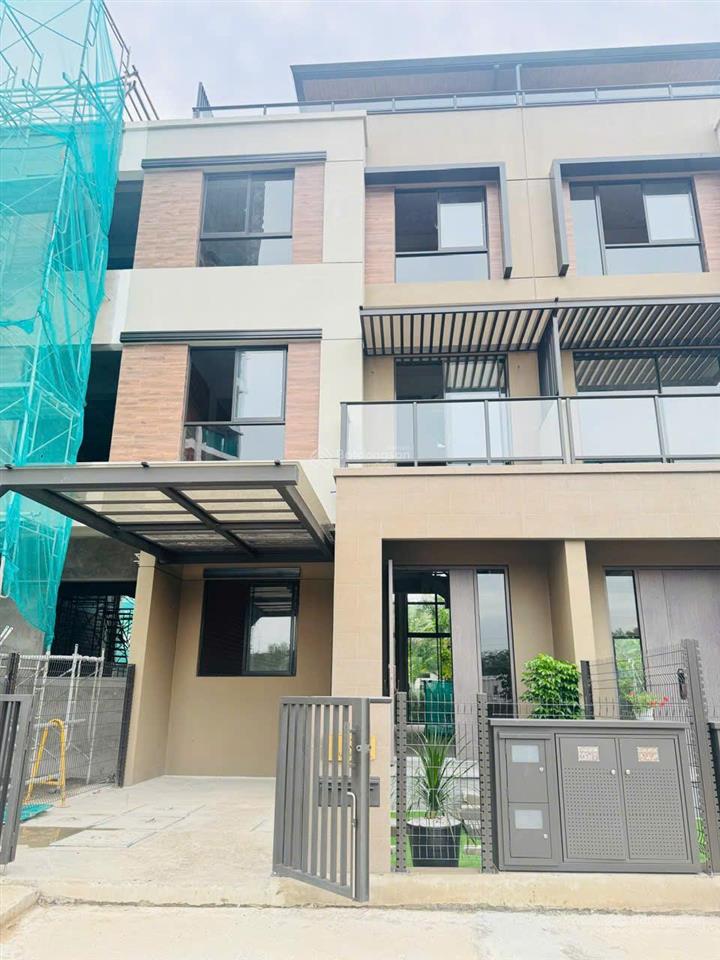 Nhà phố mizuki park view kênh giá gốc hàng cdt 18.8 tỷ
