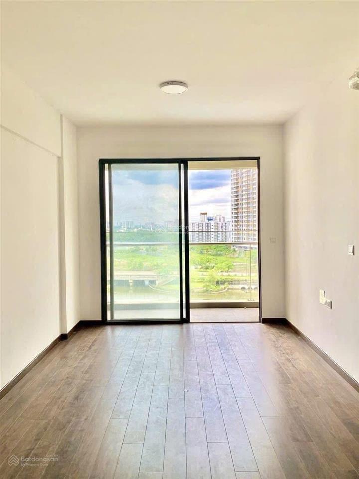 Bán căn hộ 78m² có 2pn view tây nam hồ bơi giá 4.470 tỷ