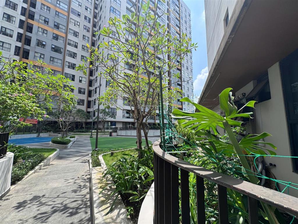 Căn hộ sân vườn mp4 căn góc đông nam | 80m + sân vườn 40m