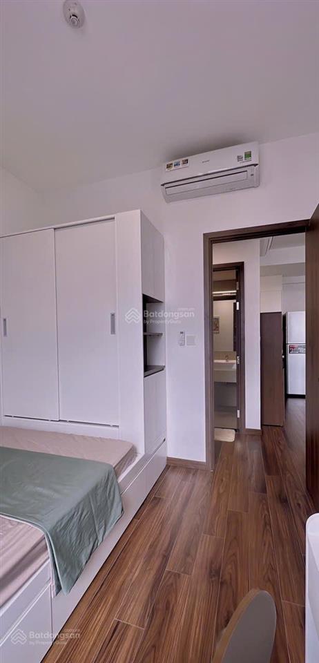 Cho thuê căn góc 71m2 view kênh đào full nội thất 12tr
