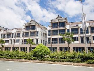 Shophouse mặt tiền 3/2 trục chính vinhomes