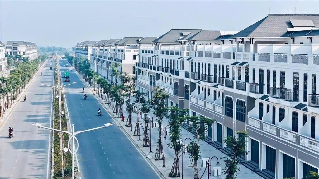 Bán shophouse tại đường 3/2, thị trấn hậu nghĩa, đức hòa, long an, cam kết cho thuê lại