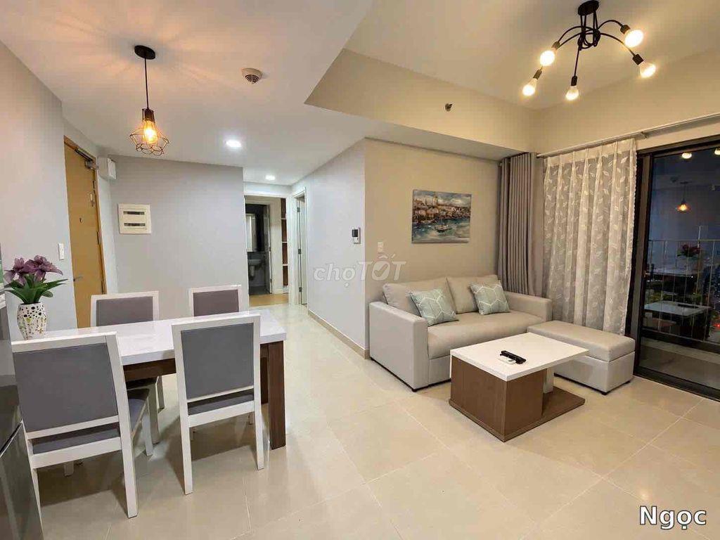 Cho thuê căn hộ Masteri Thảo Điền 2PN 70m² view sông Landmark 81