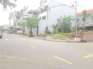 Bán lô 2 mặt tiền tại phố Lê Quảng Ba, Liên Bảo, Vĩnh Yên. DT 102m2