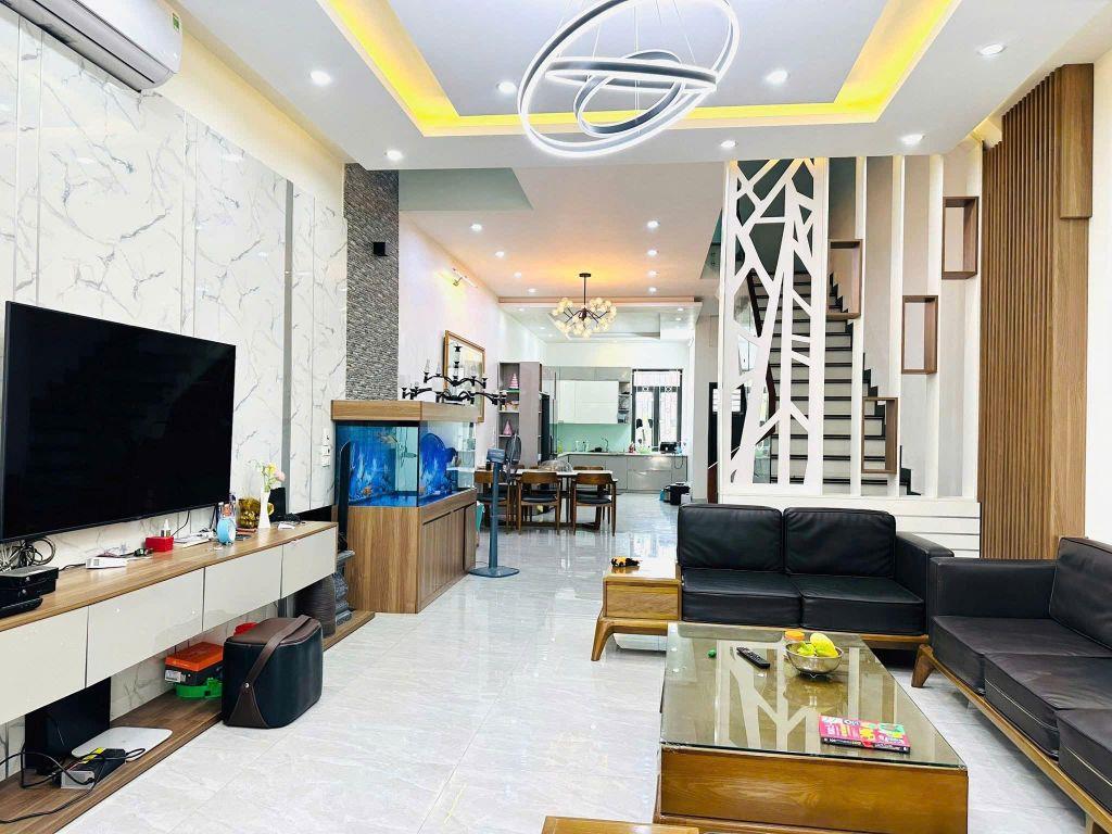 🏡NHÀ PHỐ TRUNG TÂM- GIÁ TRỊ Ở THẬT VÀ KHAI THÁC DÒNG TIỀN.