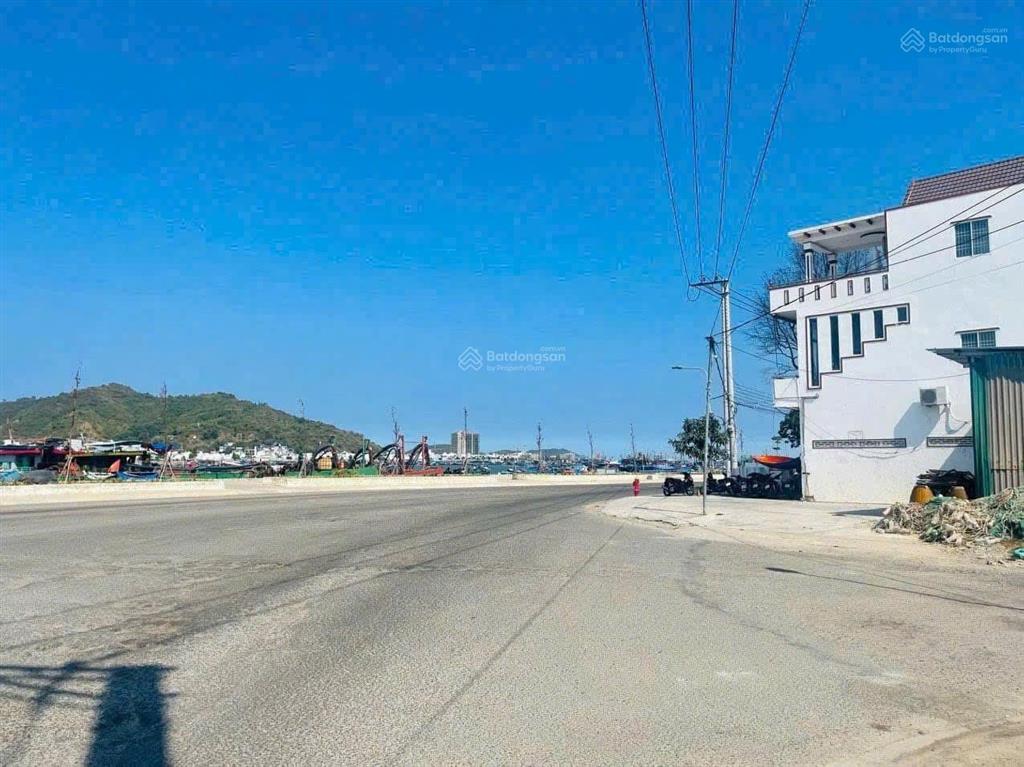 Mặt đường bờ kè biển, nguyễn văn linh hòn rớ 1, nam nha trang, giá tốt chỉ 6,3 tỷ