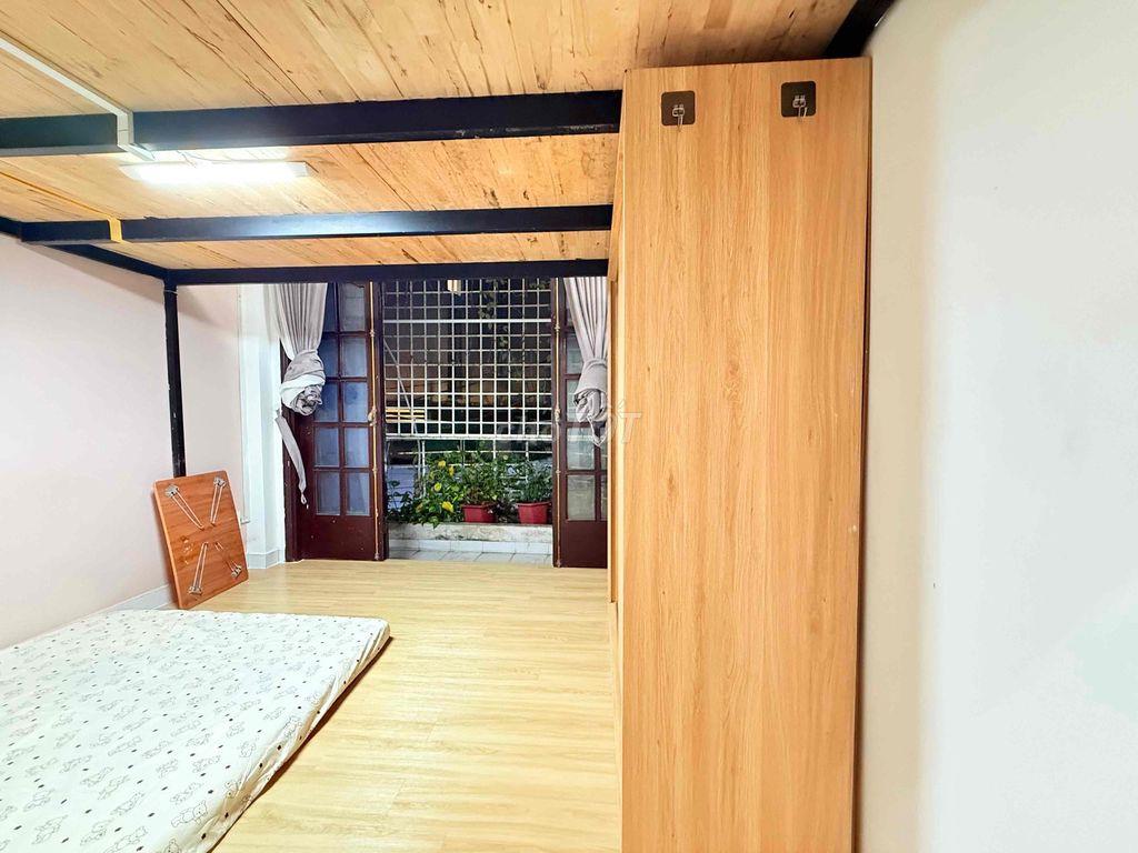 Chính chủ cho thuê căn 2PN Ban Công Bếp Riêng giá rẻ