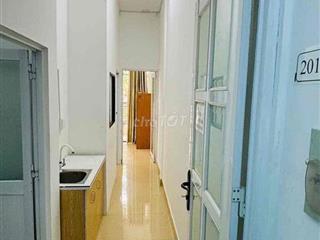 Căn 2PN ban công ngay Vạn Hạnh Mall giá rẻ Quận 10