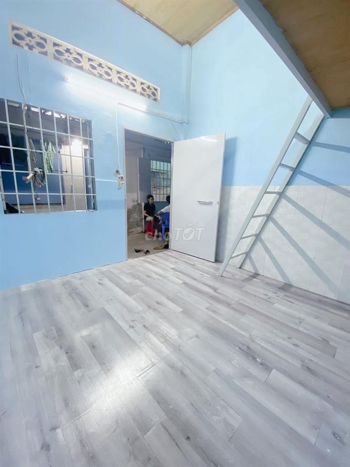 Phòng mới sạch sẽ, gần cầu Bình Lợi
