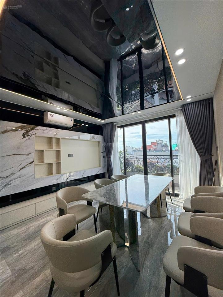 Bán nhà ngọc thụy, long biên, kinh doanh diện tích 60m2, 8 tầng thang máy, gara ô tô, full nội thất