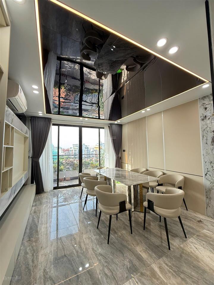 Bán nhà ngọc thụy, long biên, kinh doanh diện tích 60m2, 8 tầng thang máy, gara ô tô, full nội thất