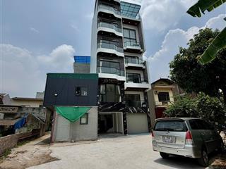 Bán nhà mặt hồ đầm tranh long biên 7 tầng có thang máy 51m2, gara ô tô, view cực đẹp