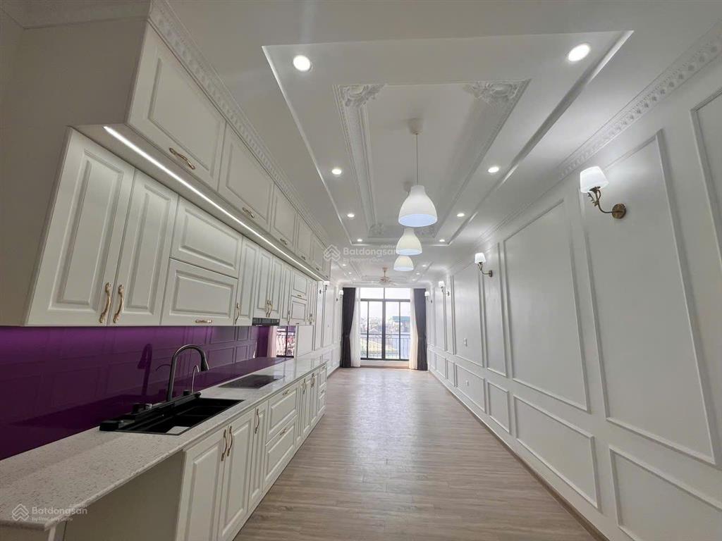 Nhà ngọc thụy hồng tiến, long biên 60m², 6 tầng thang máy, đường 6m vỉa hè 2m, kinh doanh, 18 tỷ