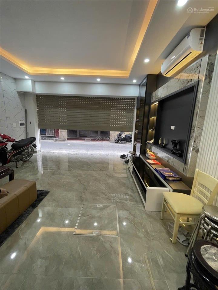 Bán nhà 6 tầng thang máy 15,x tỷ phúc đồng lb, ô tô thông gần sân golf