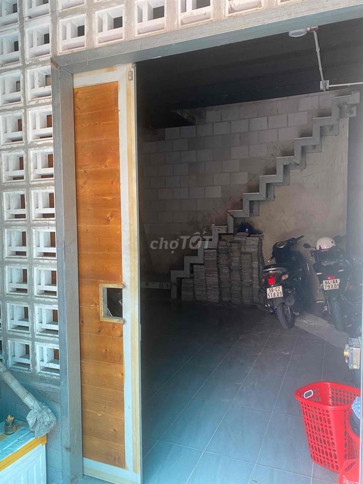 căn hộ dịch vụ
