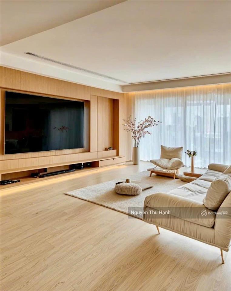 Cho thuê gấp căn hộ cao cấp 3pn  110m2 full đồ the nelson 29 láng hạ, giá chỉ 32tr.  0915 629 ***